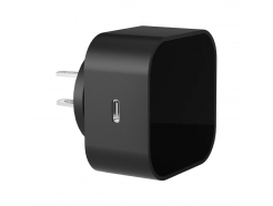 Skrytá IP kamera v adaptéri CEL-TEC GF-AC100